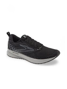 Levitate 5 Running Shoe men’s size  13 gently used 
BROOKS
